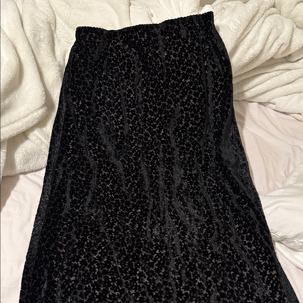 Reformation Layla Black Velvet Skirt